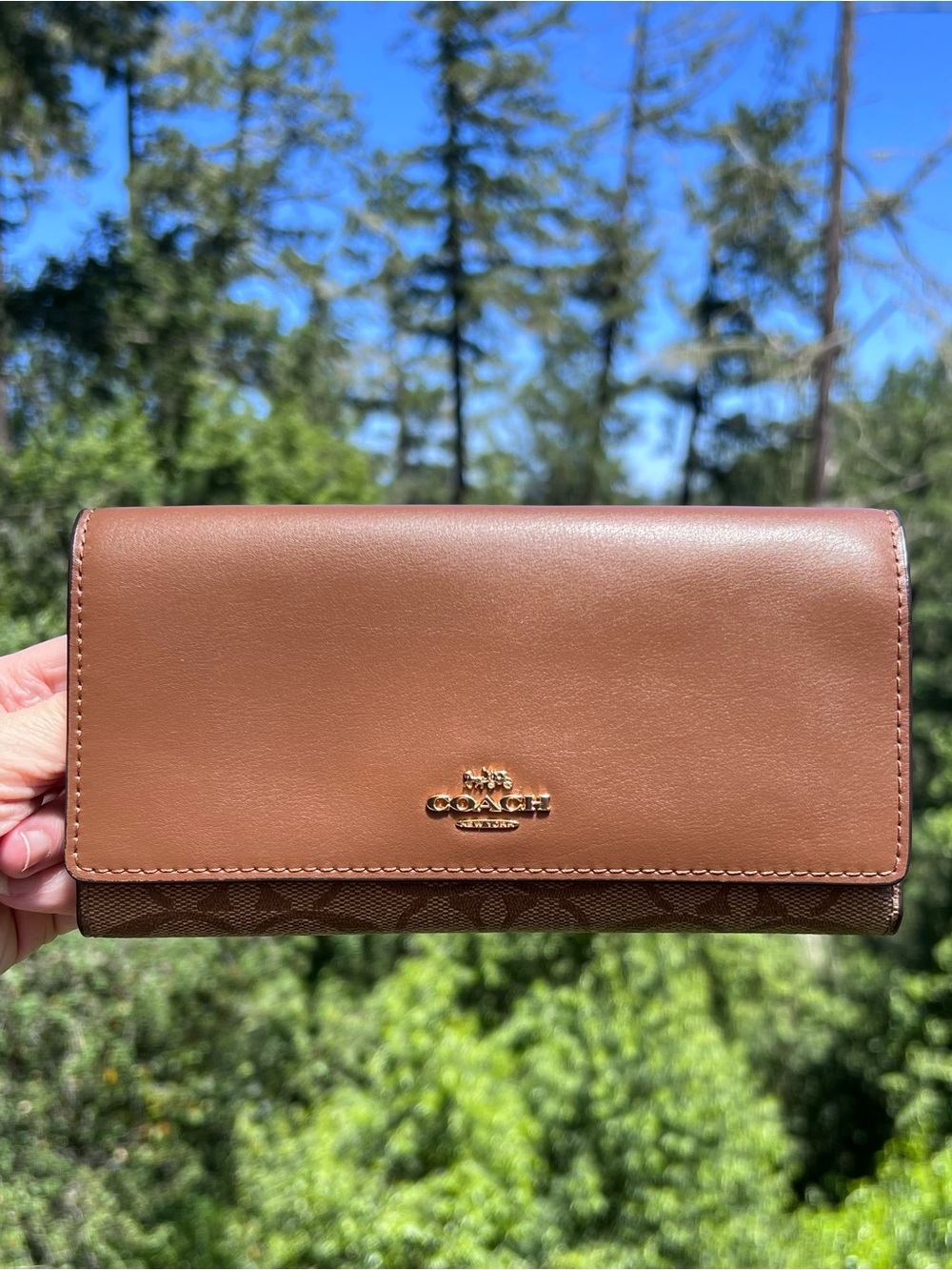 COACH Brown Leather Trifold Wallet with Gold Hardware AUTHENTIC